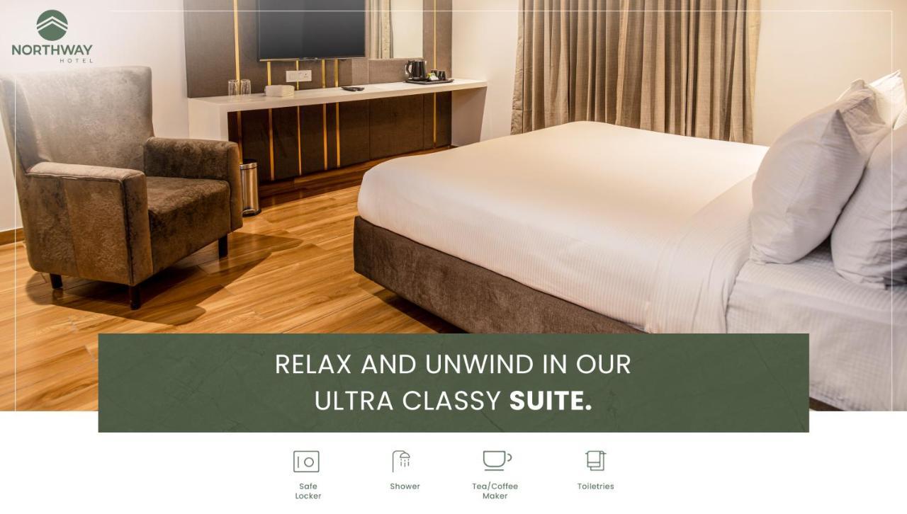 Northway Hotel Visakhapatnam Buitenkant foto