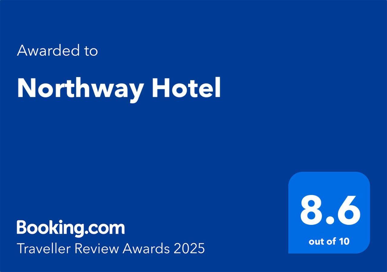 Northway Hotel Visakhapatnam Buitenkant foto